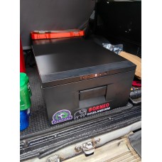 4X4 Vehicle Portable Lightweight Drawer Fridge Freezer 12 volt / 24 volt Power Camping