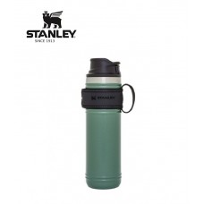 Stanley Legacy QuadVa Trigger Action Mug 20oz Hammertone Green 10-09832-001